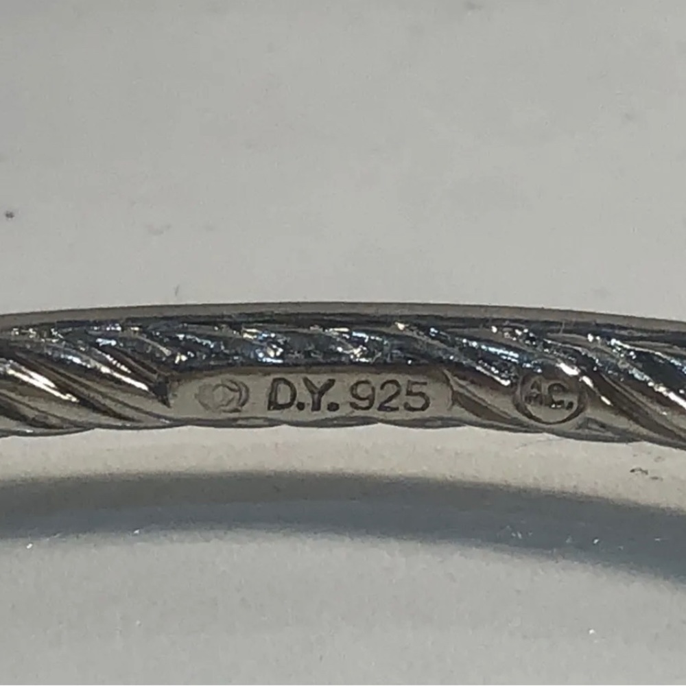 DAVID YURMAN Pave Outside Sterling Silver Bangle Bracelet. - Picture 9 of 10